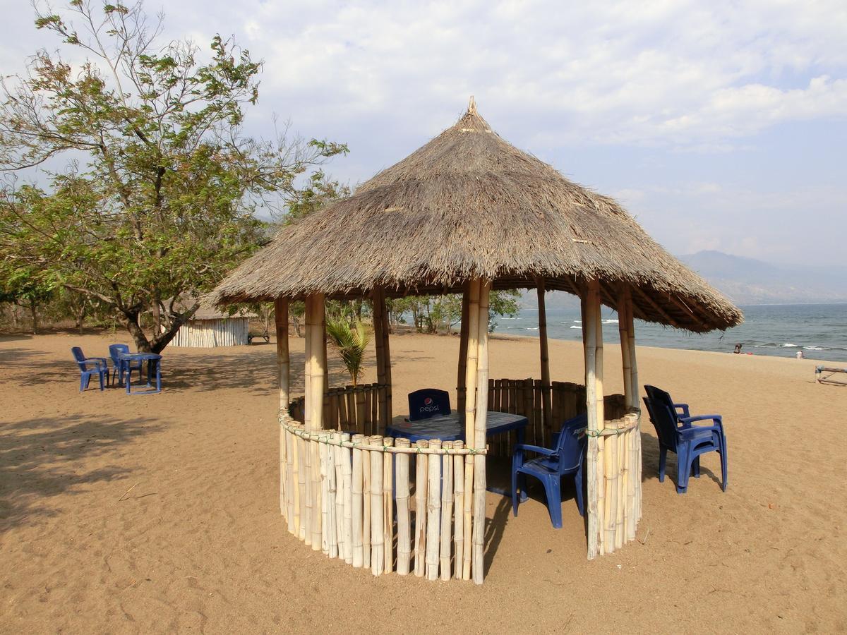 Matema Lake Shore Resort Exterior foto