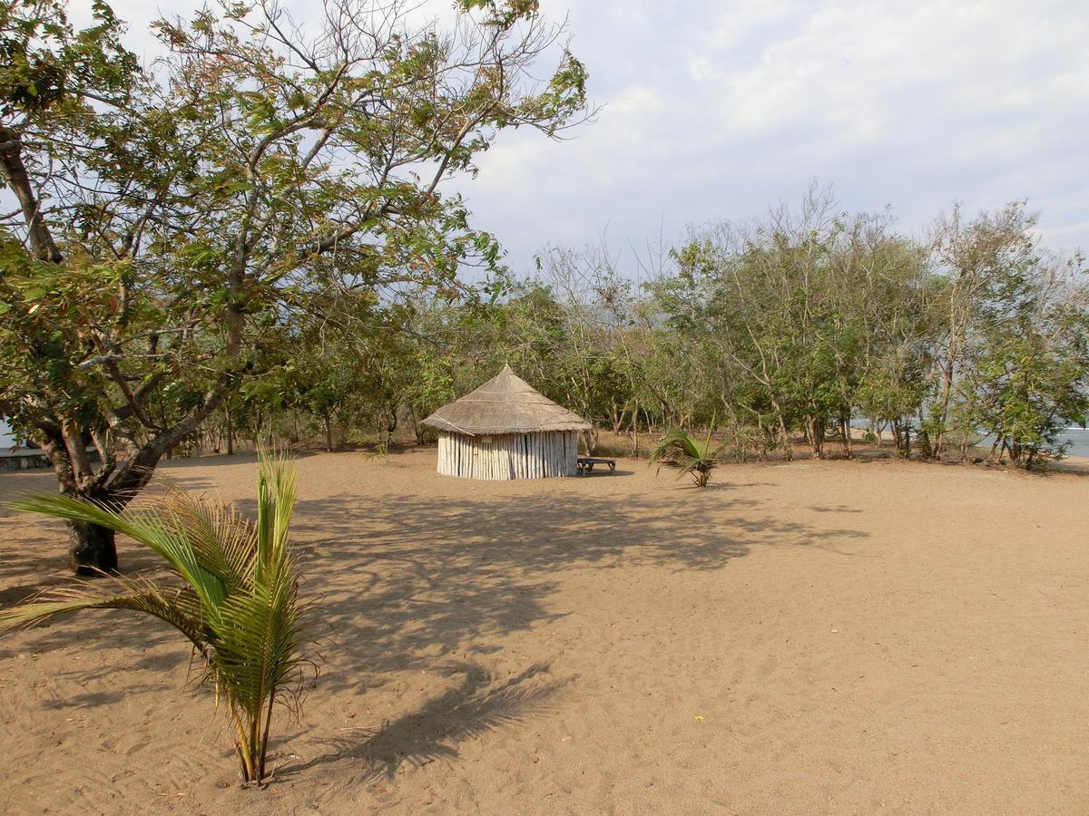 Matema Lake Shore Resort Exterior foto